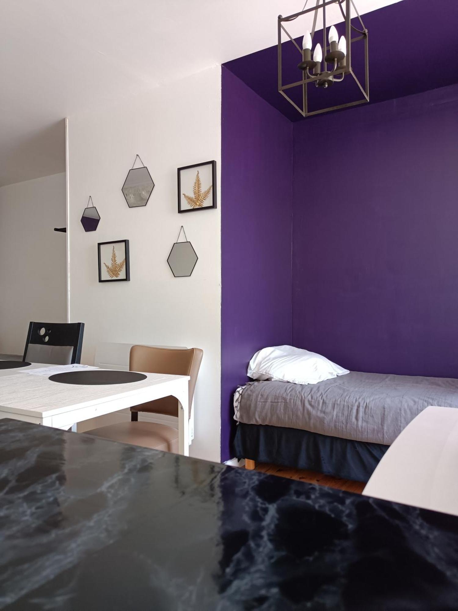 Les 2 Tours Hotel Chenay  Buitenkant foto