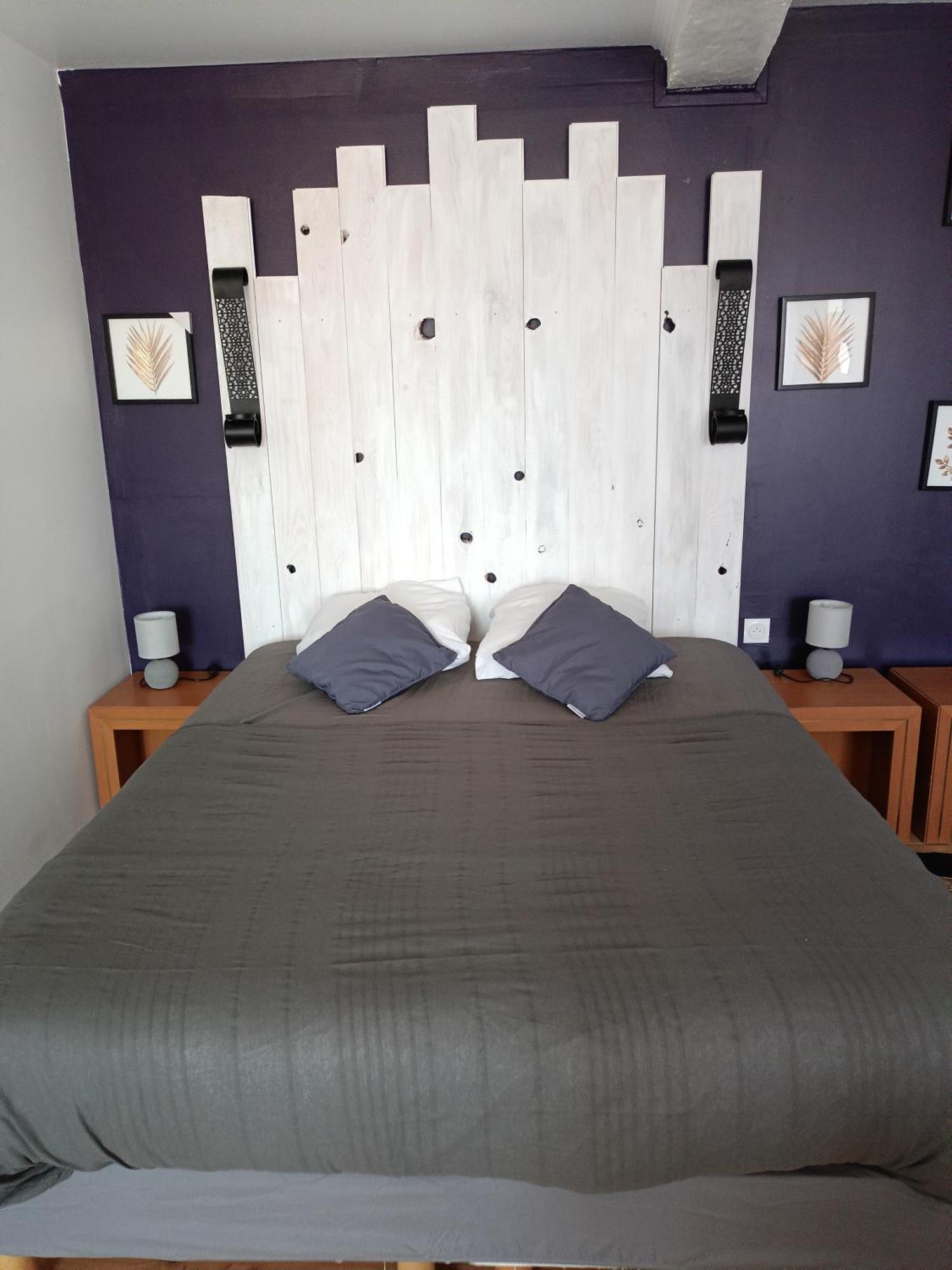 Les 2 Tours Hotel Chenay  Buitenkant foto